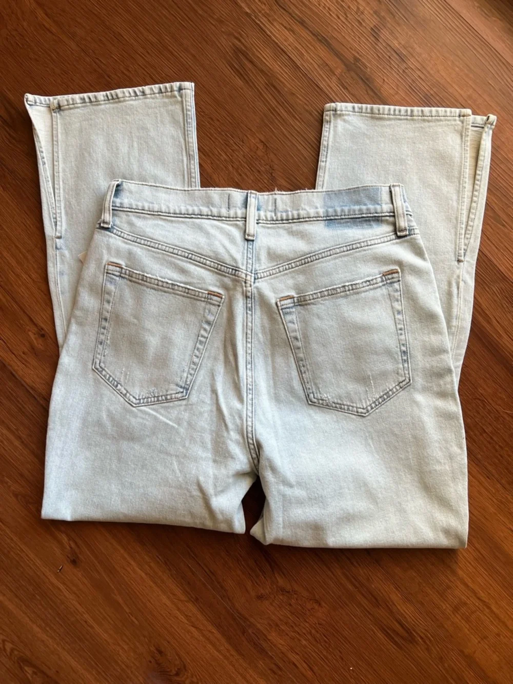 Abercrombie & Fitch Size 8XS Ultra High Rise Slim Straight Light Wash Jeans NEW